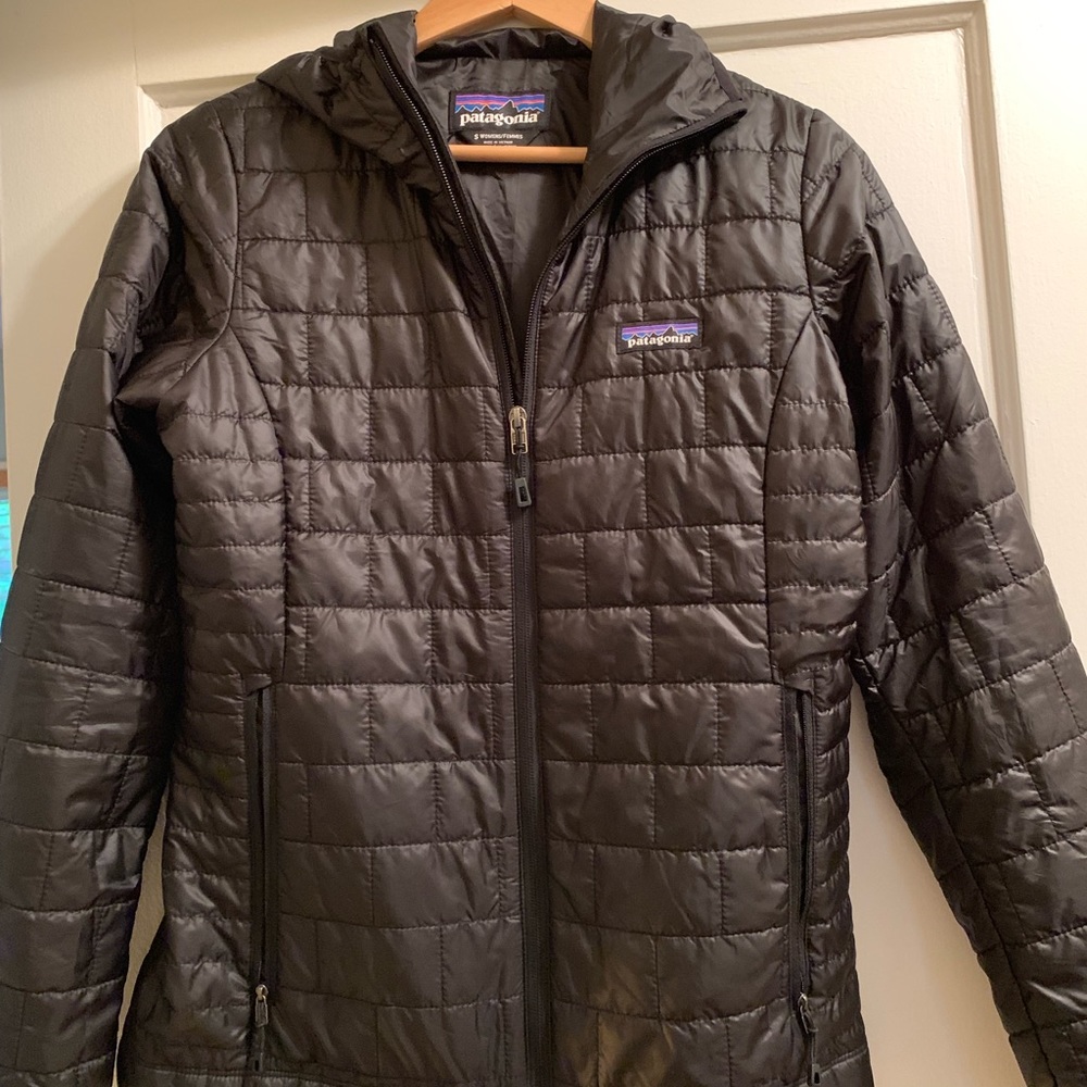 Patagonia Hooded Nano Puff Insulated Jacket